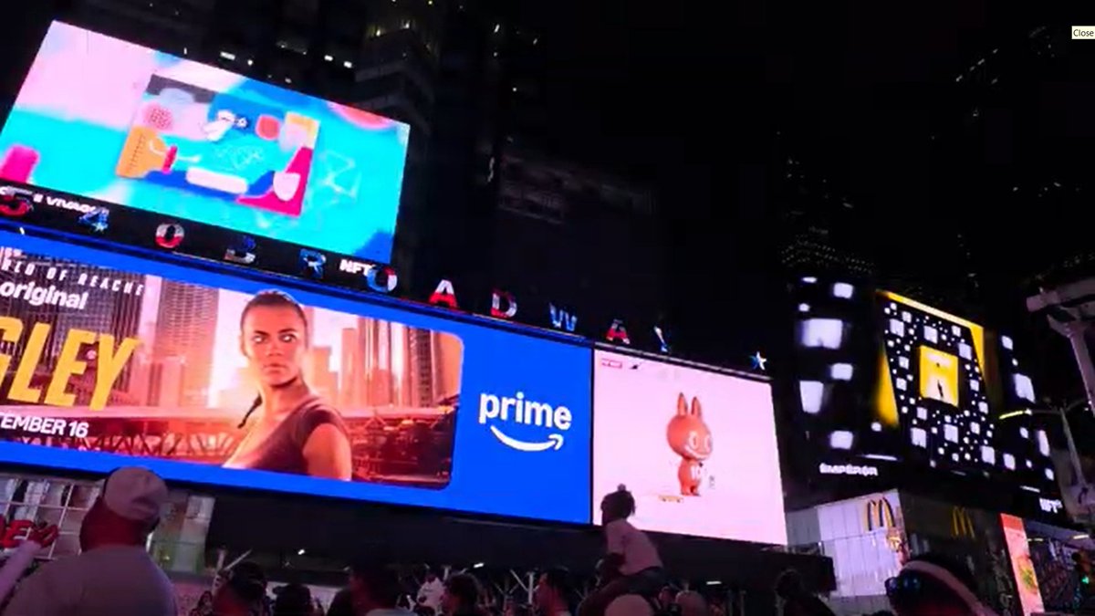 EmperornX's tweet photo. Design is intelligence made visible.
My art [𝑬𝑴𝑷𝑻𝒀𝑴𝑨𝑵] on Times Square, amazing evening in New York alot of beautiful arts displayed, big thanks to @NFT_NYC

History was made 🇱🇷✈️,
I create magic 🎩👨🏻‍💻.

🔗: https://t.co/XF6s9sX4nE

#NFTNYC2026 #Newyork #TimesSquare https://t.co/RnbFCig9bT