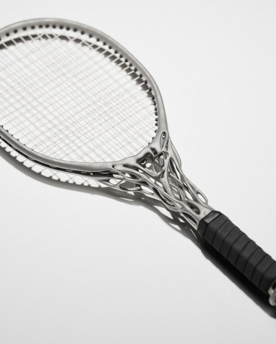 enolasherlock08's tweet photo. This racket’s structure is bulid as a lightest possible frame that can still take stress of every hit. 

#TopologyOptimization #3DPrinting #GenerativeDesign https://t.co/HzkLVWqcG6