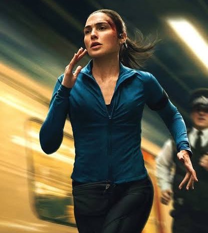 HollywoodHandle's tweet photo. Gal Gadot’s new film ‘THE RUNNER’ debuts with a poor 10% on Rotten Tomatoes 🍅 https://t.co/eRmJltTK8r