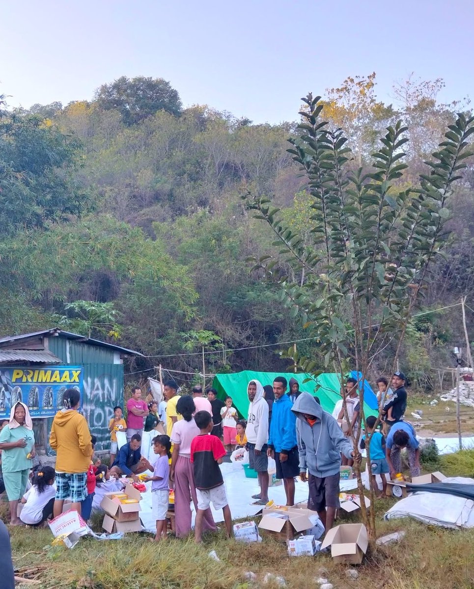 adionooo's tweet photo. Alhamdulillah rezeki pagi, sembako buat saudara-saudara terdampak 🌻 https://t.co/xOY02c9YBb