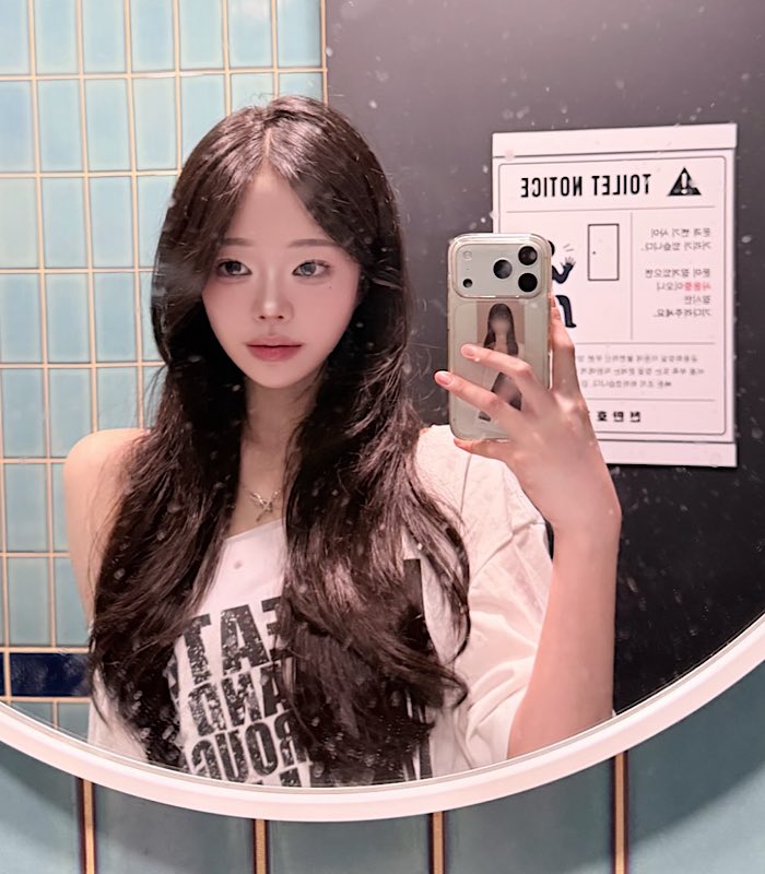 kgirlzip's tweet photo. https://t.co/T2sWMB9QA9