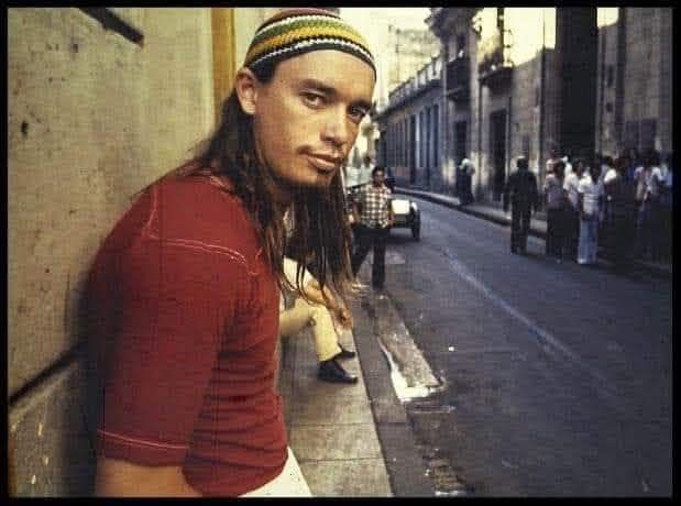 LuizSantosMusic's tweet photo. Jaco Pastorius in Havana, Cuba during the historic 1979 Havana Jam festival.  
#jazz #art #jazzmusic https://t.co/1jKipuHedm