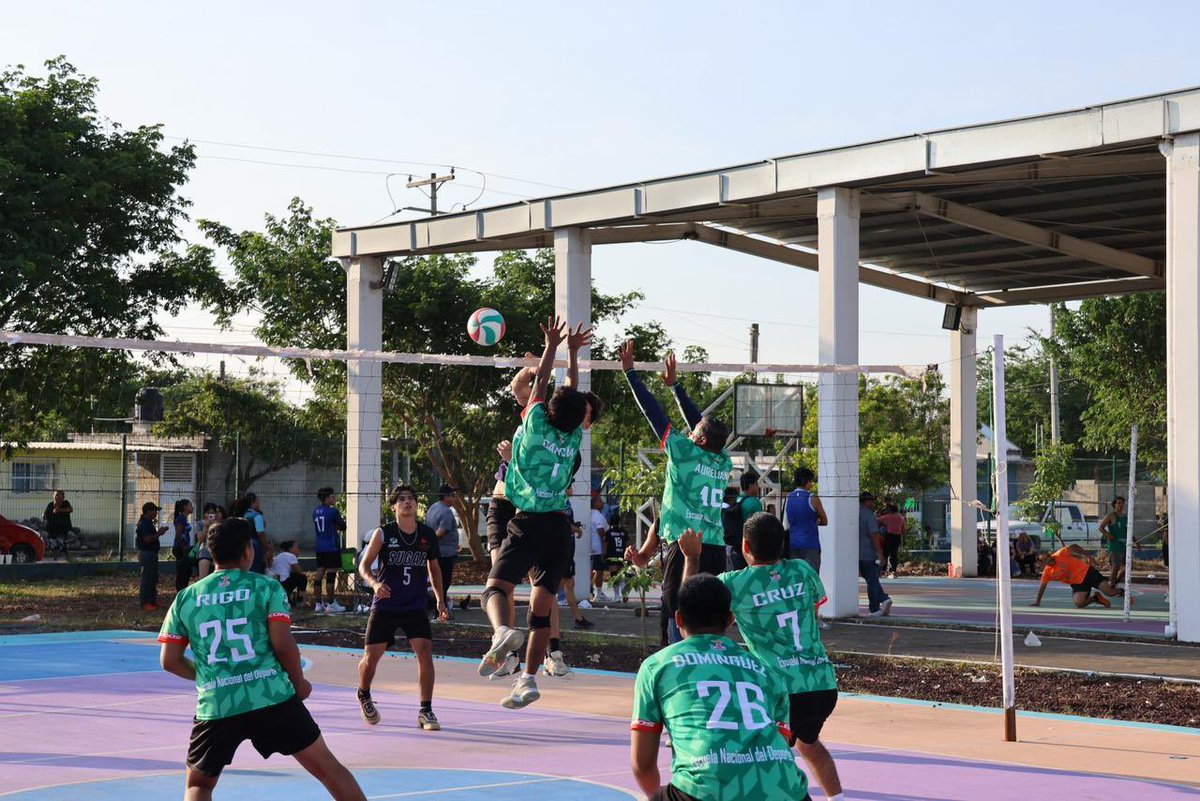 AndiHSnchez1's tweet photo. Nos vemos este domingo 6 de septiembre en el Deportivo “Antorcha” en la Reserva Vergara Tarimoya 4 para la #JornadaNacionalDeVoleibol
Desde las 8:00 am será un evento sumamente entretenido, de calidad y sana convivencia. https://t.co/WVRd8fX4VG