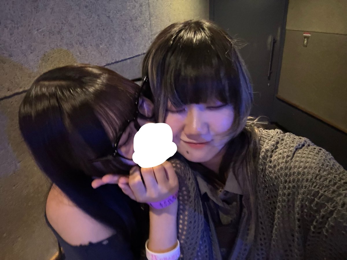 _icufs's tweet photo. はーほんまにここのたん可愛かったほっぺくっつけて撮ってくれてかわいいなにこれ天使！！！ https://t.co/FtaqxOY4bY
