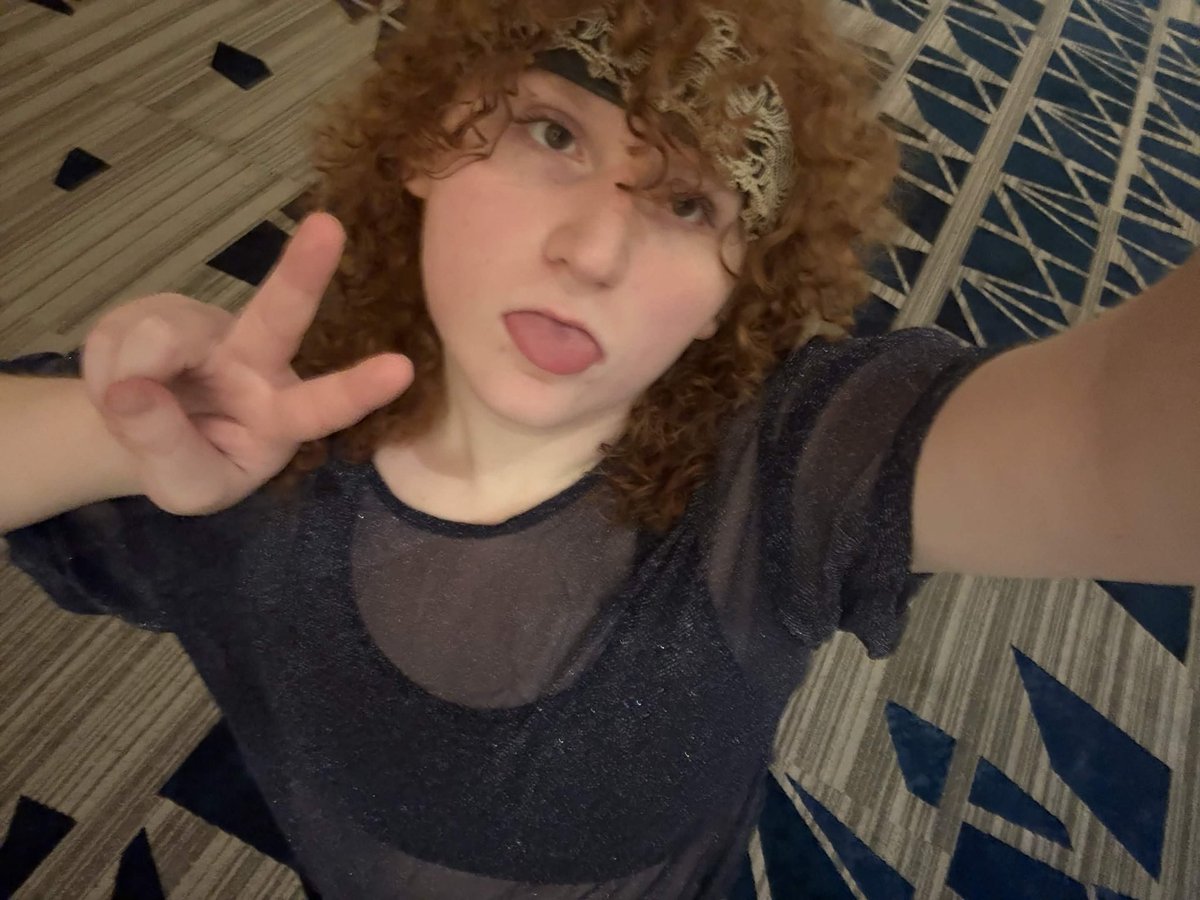 neurokinin's tweet photo. 3 years of estrogen ##SWAGOVERLOAD https://t.co/vIfgSmSD15