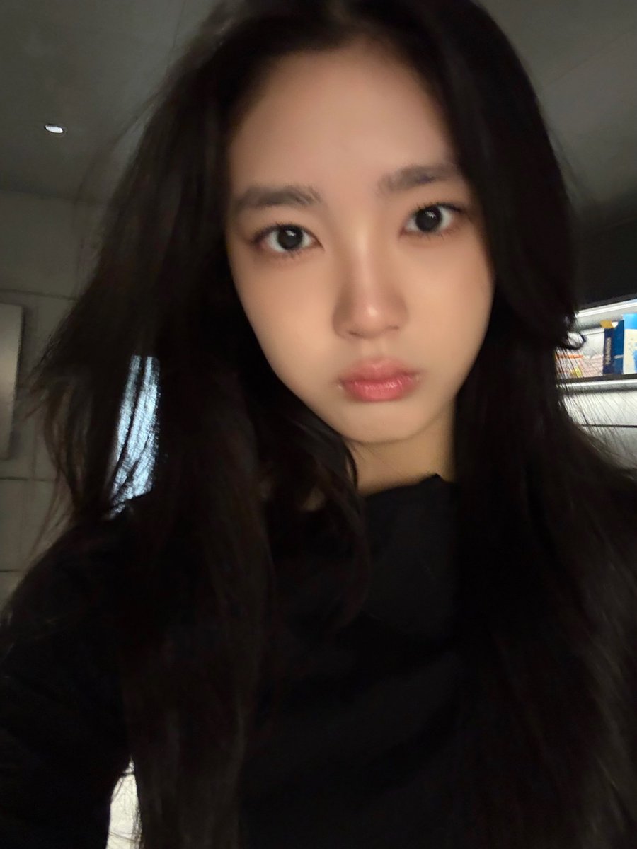 dusktuide's tweet photo. why are they lowkey twins https://t.co/3VpJ35NCrP