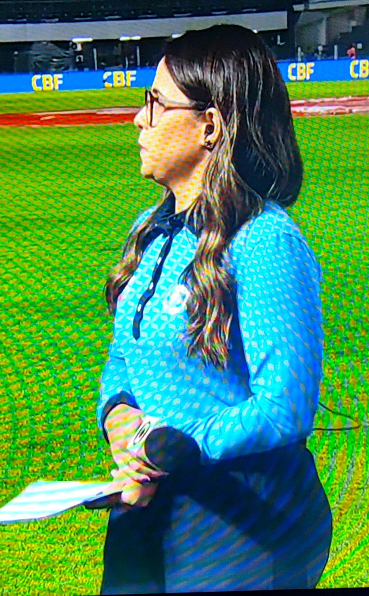 LuanRio1's tweet photo. @isabellymoraiis agora a pouco no @sportv https://t.co/9V7z8iq6Kj