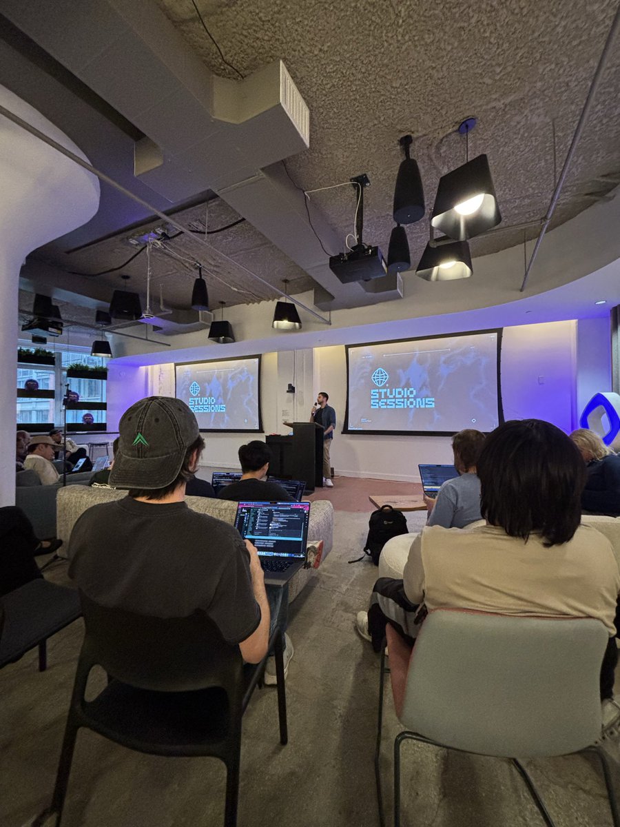 ev4nthompson's tweet photo. The studio at @monad . Super cool time last week hearing founders like @aerasfi pitch and demo their products. Learning always https://t.co/4wIAosRMsC