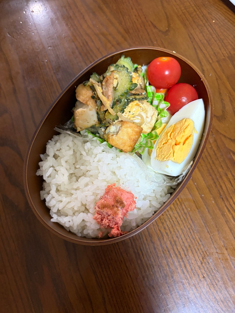2525ayu51's tweet photo. 久しぶりのお弁当。
ゴーヤチャンプル。夕飯の残り、最強🤎

雨ですね。身体だるいけど
さ、今日も頑張ろ🌱

#お弁当 https://t.co/Di0ju6UGxA