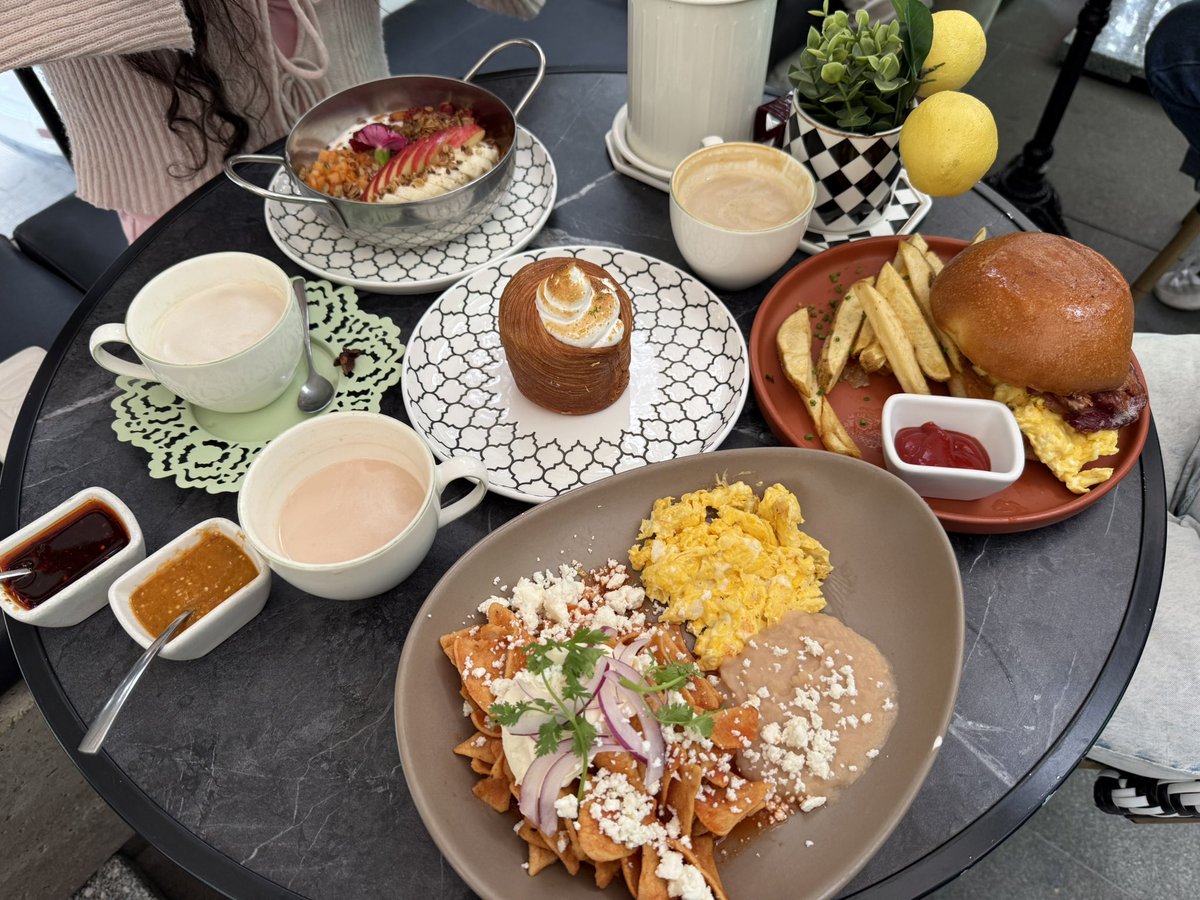 goodluckbae_'s tweet photo. this or that food poll ₊✩‧₊˚౨ৎ˚₊✩‧₊

breakfasts made by me edition 

#foodpoll #foodpolls #interactivepoll #poll #foodtwt

♡ + ↻ appreciated! ݁ ˖Ი𐑼⋆ https://t.co/ua27aSNE5S