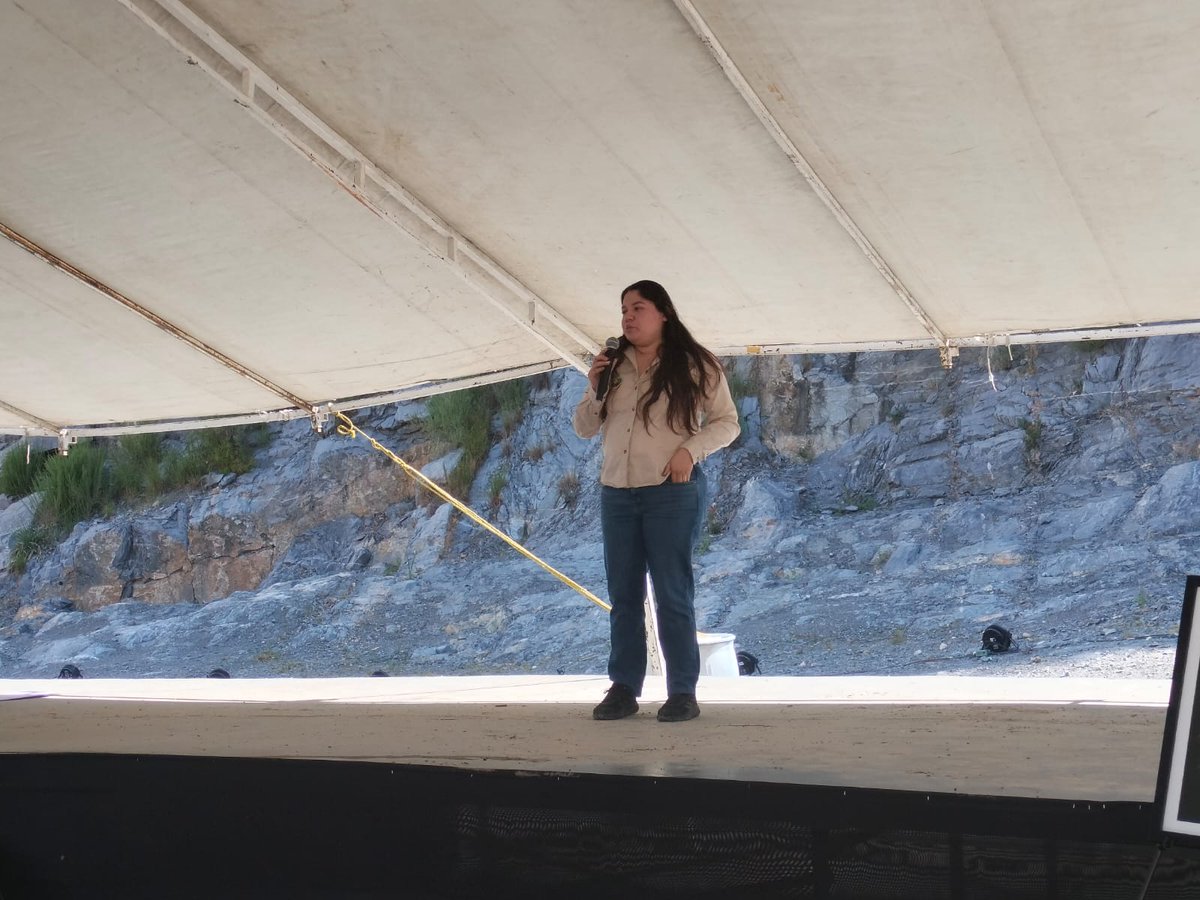 CONAFOR's tweet photo. También impartió la plática “Los servicios ambientales como alternativa para la protección y restauración de los ecosistemas”, en la que se destacó la importancia de estos servicios, su contribución al cuidado de los ecosistemas y el bienestar de la sociedad😌🏞️. https://t.co/JjND6UDIDr
