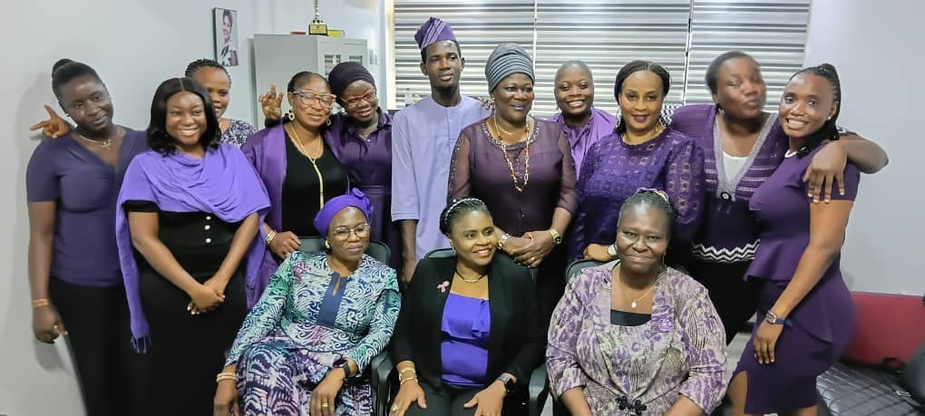 cmcikeja's tweet photo. CMB STANDS WITH LAGOS 💜
Against Sexual and Gender-Based Violence.
SGBV — It Ends With Us.
#SGBVItEndsWithUs
#SGBVNotInMyLagos
#TurnLagosPurple
#AGreaterLagosRising
#LASG https://t.co/pIclViVaRT