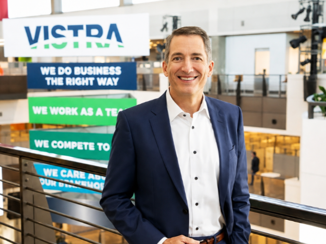 michaelsikand's tweet photo. Woah what is going on with $VST ?

First Pelosi and Thiel load up on 13Fs...

Now the CEO just bought another $600K of the stock on the open market. That's $1M+ in two weeks? https://t.co/nhEiiO6pij