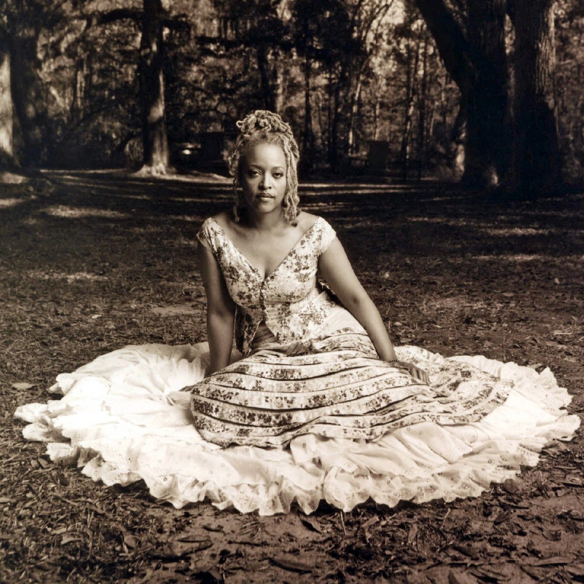 bluenoterecords's tweet photo. Very saddened by the news that Cassandra Wilson has passed away. One of the most distinctive voices in modern jazz, Cassandra wove an alluring tapestry of jazz, blues, folk &amp; R&amp;B into a singular sound that opened up new avenues of expression for vocal jazz https://t.co/3qQcy2FEit https://t.co/C6rcKTjze1