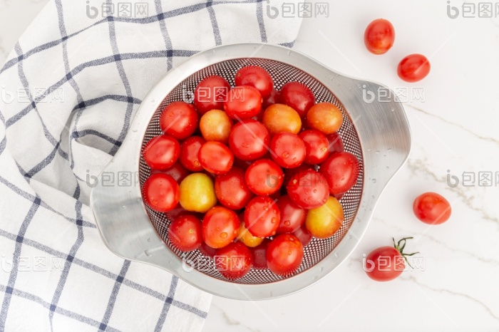 LondonWilmtdnq's tweet photo. Tomates cherry ecológicos, dulces y jugosos. Perfectos para ensaladas o snacks. （有机樱桃番茄，甘甜多汁，完美搭配沙拉或作为小食） https://t.co/FzeFyfWeye