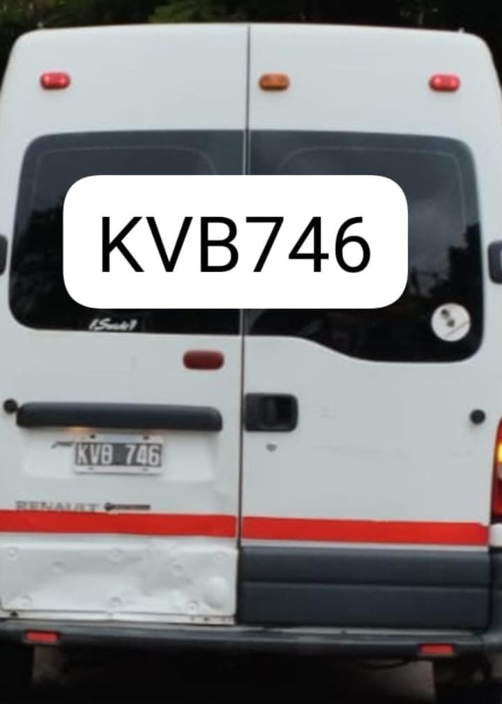 JoniCordobes's tweet photo. Acá los datos de la camioneta que utilizan Paserrini para CAZAR a los UBER: tiene más juicio y multas que cualquier persona, al parecer no les va lo predicar con el ejemplo.

Cc: @TraductorTeAma @GordoEdicion @German_Benitz @javierhfabre 👆🏻 https://t.co/WFojFMAXOW