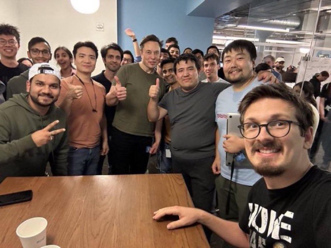 TheRocketM4kds's tweet photo. "I love my team and have great respect for those who do a tough, honest day’s work on the production line or in service and they know it (certainly hope they do)"

- Elon Musk https://t.co/RJ5twphUlg