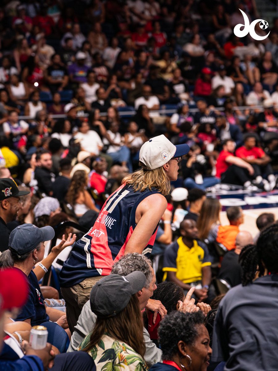 WashMystics's tweet photo. We'll see ya'll after the FIBA break! 
Get your tickets to 9/22 vs Connecticut Sun at CareFirst Arena and 9/24 vs Chicago Sky at @CapitalOneArena. 

🎟️ https://t.co/iXXeWQk666 https://t.co/f3UsWDQtX2
