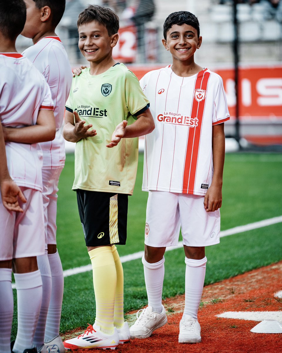 asnlofficiel's tweet photo. Vous avez kiffé vendredi ? Nous aussi 🤩❤️🤍

Picot a déjà hâte de vous revoir : https://t.co/IYvrLB5hdy 🎟️

#ASNLUSLD #Ligue2BKT https://t.co/ZetVW8uRlO