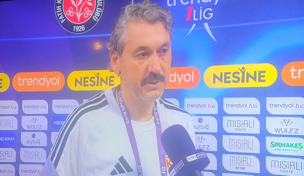 FcKayserispor's tweet photo. Atilla Gerin: “ 1,5 dk nedir arkadaş ya! 4. hakem Kaleciye zaman geçiriyor diye sarı kart verdiğin pozisyona eklediğini söylüyor. hadi 10 saniye 20 saniye koy 1,5 dk nedir? Maç bitmiş 1,5 dk sonra gol yiyoruz” https://t.co/QTF3ZQ0EBo