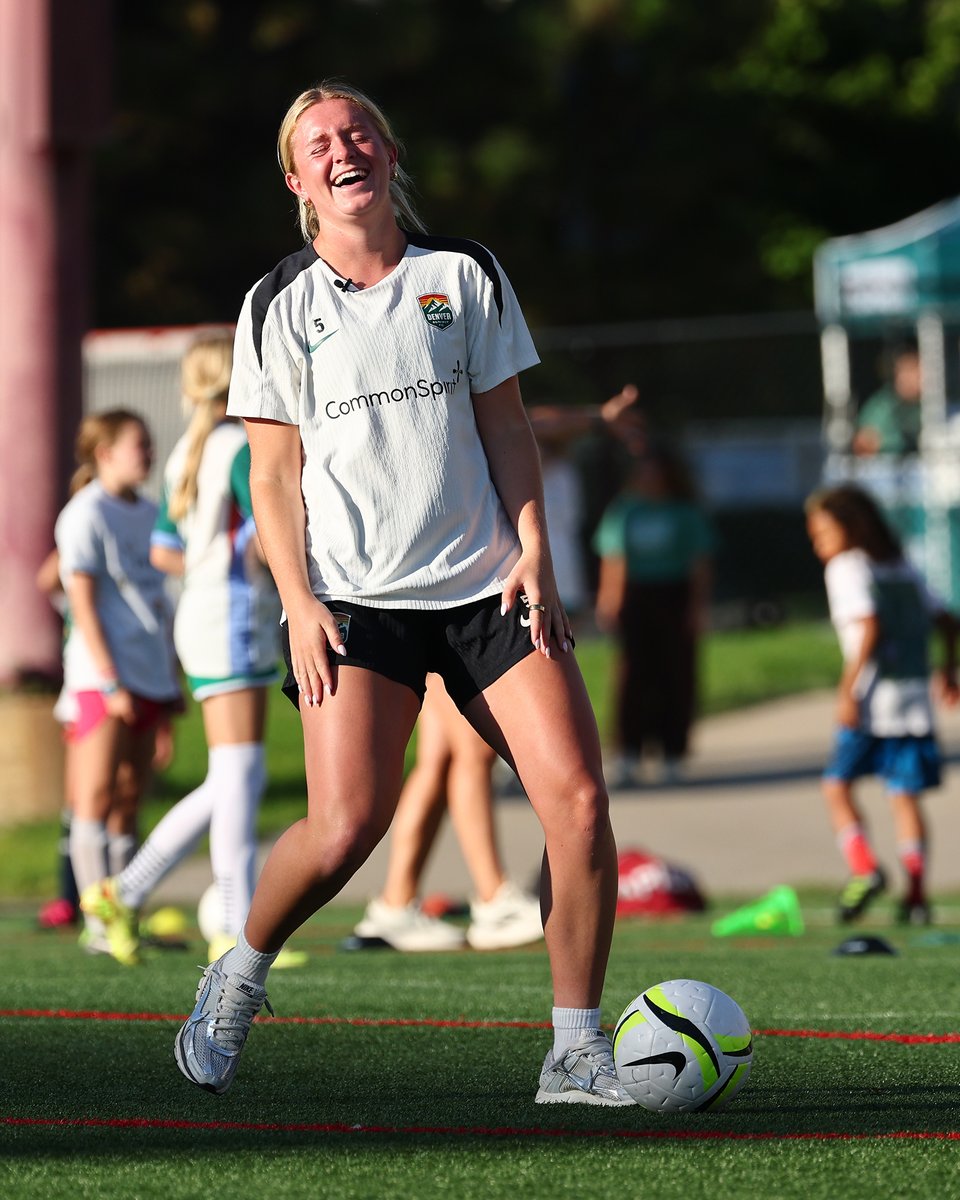 DU_WSoccer's tweet photo. Loved having @UofDenver partner @denversummitfc on campus for last week's youth clinic! #GoPios 

📸 Justin Tafoya / @ClarksonCreativ https://t.co/9KsnIYvGeS