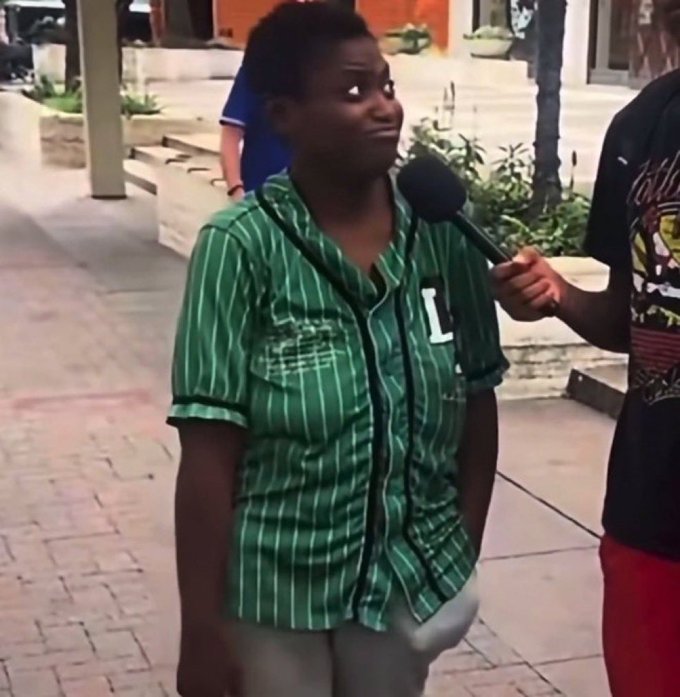 kozylockez's tweet photo. melanie: master manipulator
aniya: dangerous &amp; a narcissist
kayda: slut shamer 
do not these people hear themselves 😭 https://t.co/MkyLwla6GL