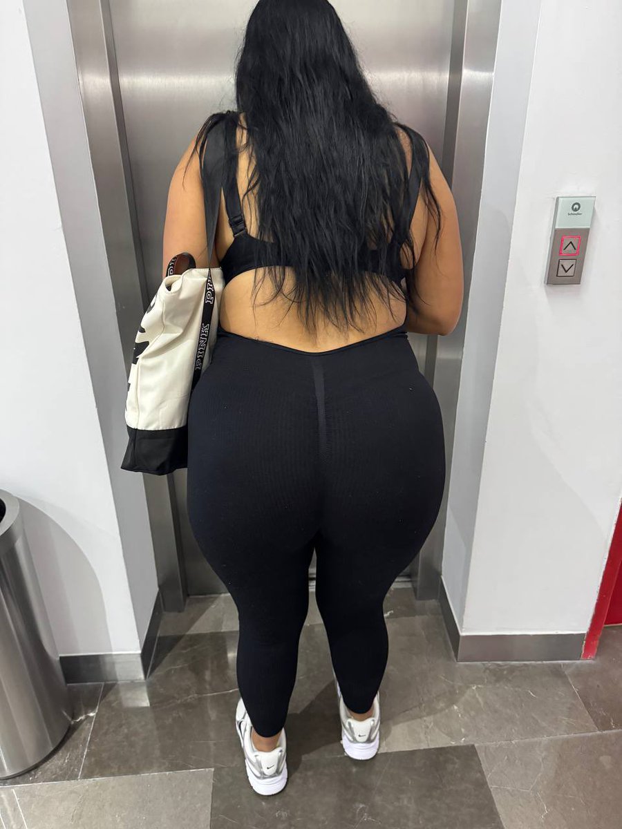 ManuMichm1's tweet photo. Mi culona Hotwife cuando la
Llevo a que me haga cornudo.🤤 https://t.co/9ApPeLMnJu