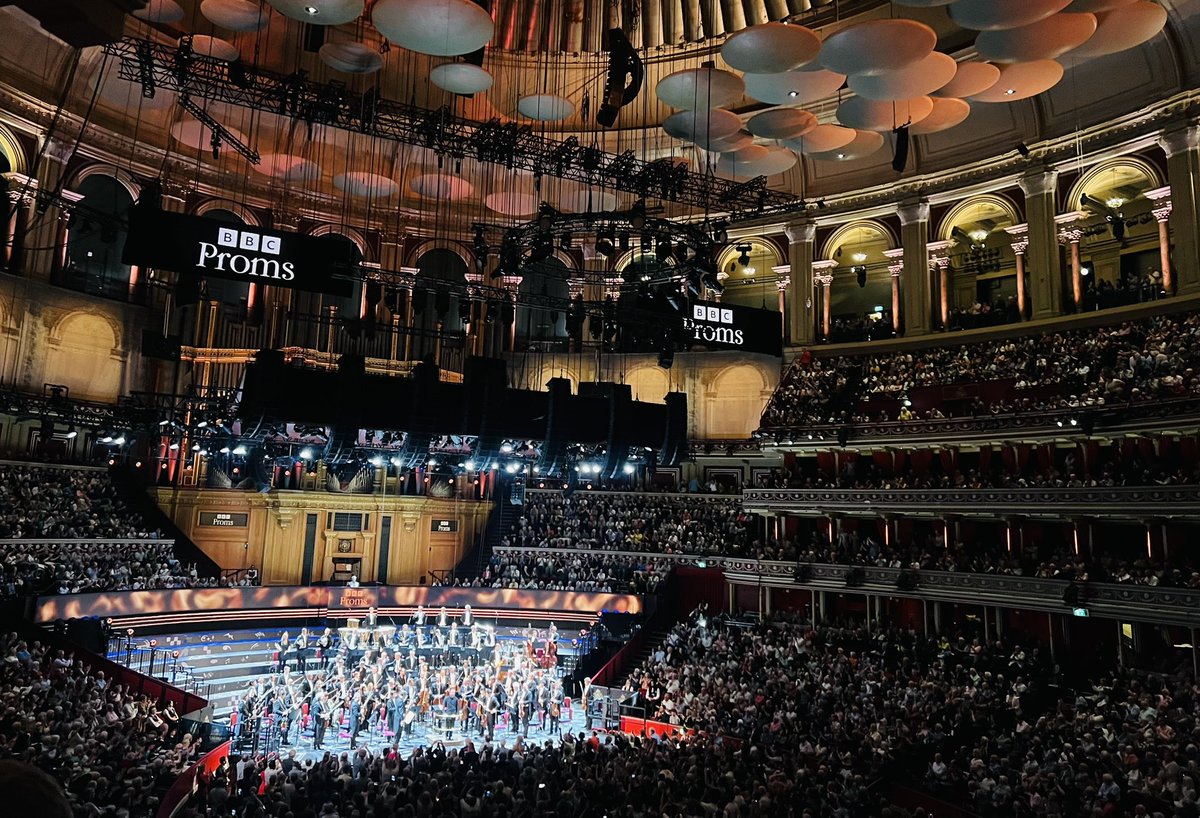classicjacko's tweet photo. A beautiful Engima Variations, and some utterly thrilling Tchaikovsky. An outstanding performance from the @BerlinPhil under Kirill Petrenko at the @bbcproms — and a second concert to look forward to with them tomorrow night. https://t.co/9fBiBhuAau