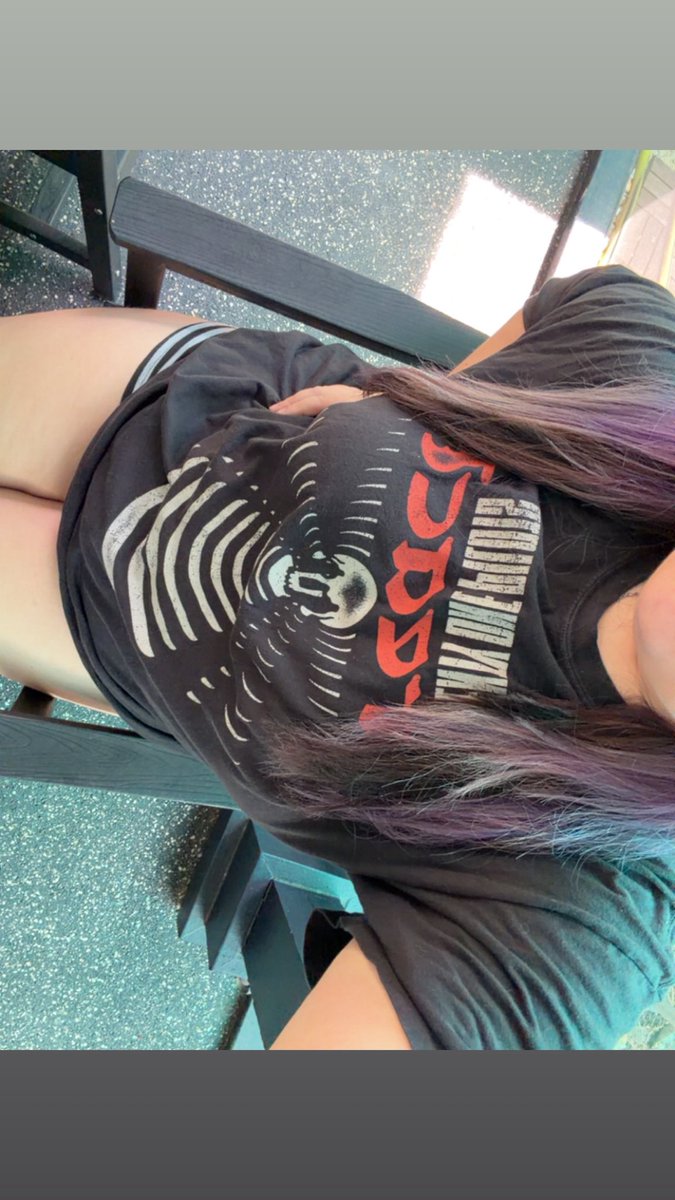 goth_succubus_'s tweet photo. can yall tell i like twenty one pilots https://t.co/hjPSbogvOd