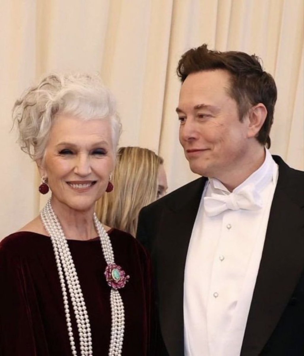 TheRocketM4kds's tweet photo. Elon about his mom Maye:

“She’s been my biggest supporter from day one, no matter how crazy my ideas sounded.”

Is that true for your mom too?

A) Yes - My mom is my biggest supporter, always

B) Yes - But my dad supports me more

C) No - I had to make it on my own

D) My mom believed in me even when no one else did