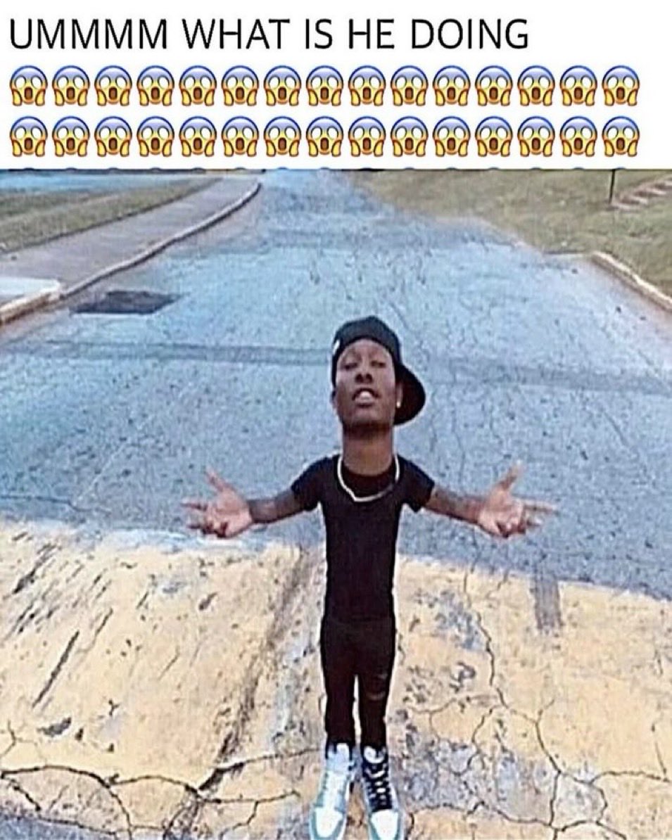 grrotesq's tweet photo. me entering the kitchen after i said i was gonna fast https://t.co/qvdnUPno4u