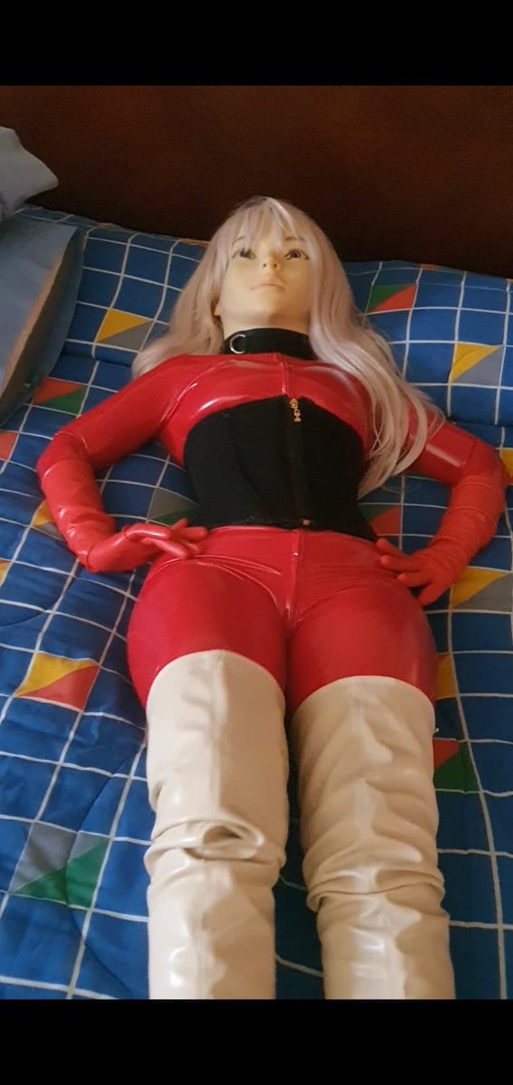 rubberdollmegan's tweet photo. Subscribe to my Loverfans 😍🥰 #femalemask #rubberdoll #latexdoll #fuckdoll #dollmask #dollification #sexdoll #dollsuit #condomsuit #zentaidoll #kigurumi #latexgloves #latexboots #boots #femask #thighhighboots #livingdoll #breathplay https://t.co/My28GZomdk