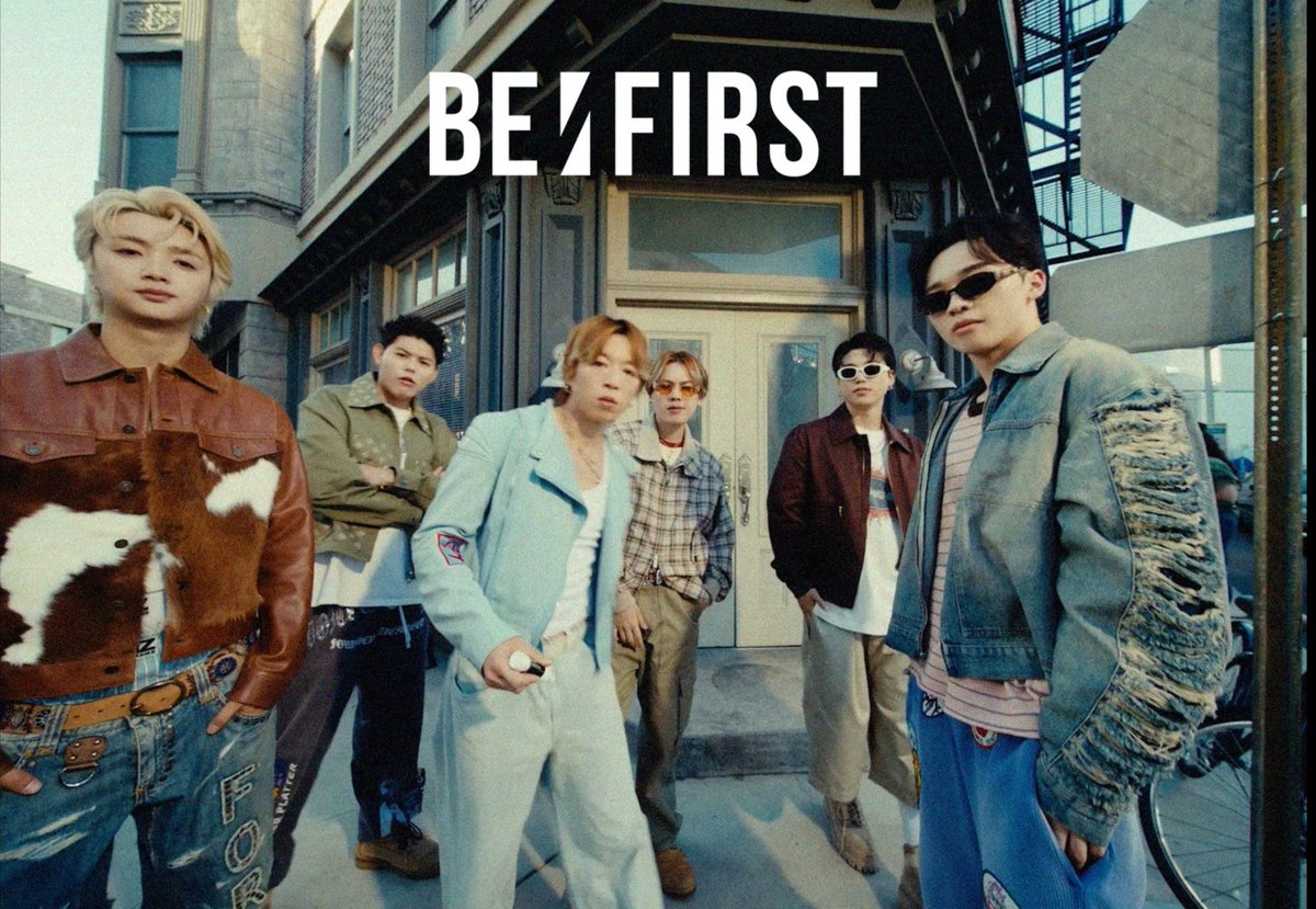 RIPSLYME5's tweet photo. セクシーモーニング！
今日も一日、支えてくれる人に感謝を🙏

50歳を過ぎてから
初めて会う年下の人にも敬語を使うと決めてます。

年上だから偉いわけじゃない。
知らないうちに、年齢の圧で
相手を小さくしてしまうこともあるから。

BE:FIRSTを見ていても思う。
年齢の上下じゃなく
お互いを尊重して支え合えるチームは、見ていて気持ちがいい。

年齢ではなく、敬意で人と向き合える人でいたい🤝

今日も大吉です🙆‍♂️🙆‍♀️
ご機嫌に行ってらっしゃい🚶‍♀️🚶🏻❤️‍🔥