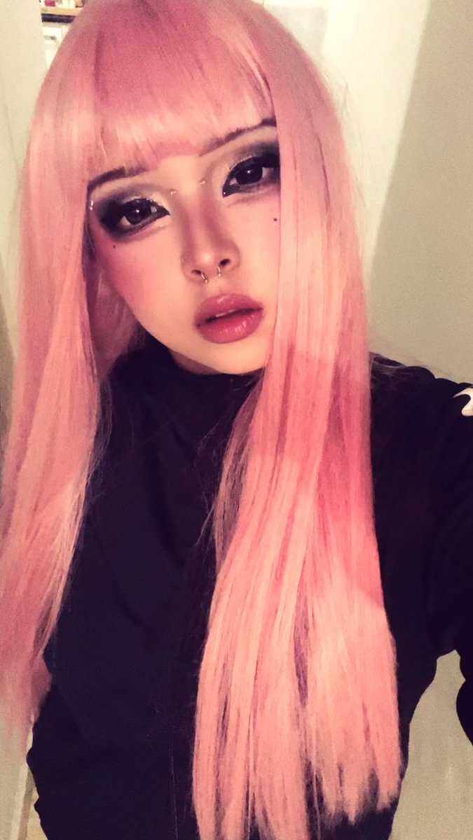 winterdavenus's tweet photo. eu na minha era pinkselle https://t.co/I8Nq8jXEpt