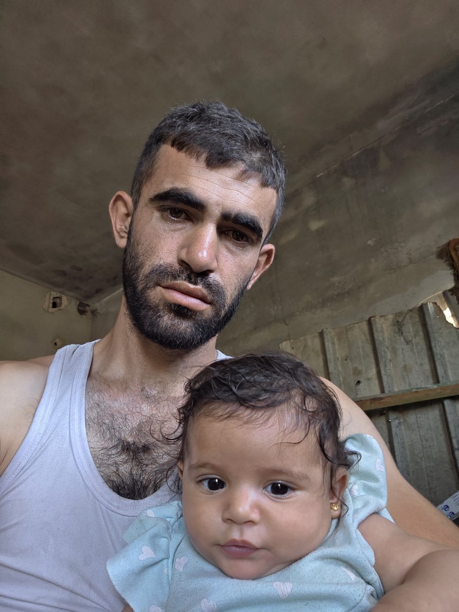 hlmmd416005's tweet photo. I'm still struggling to balance my dental treatment with feeding my baby milk. Please don't ignore me; I desperately need your help. 
https://t.co/KkUkNqwNSm https://t.co/VBpy14Yvv2