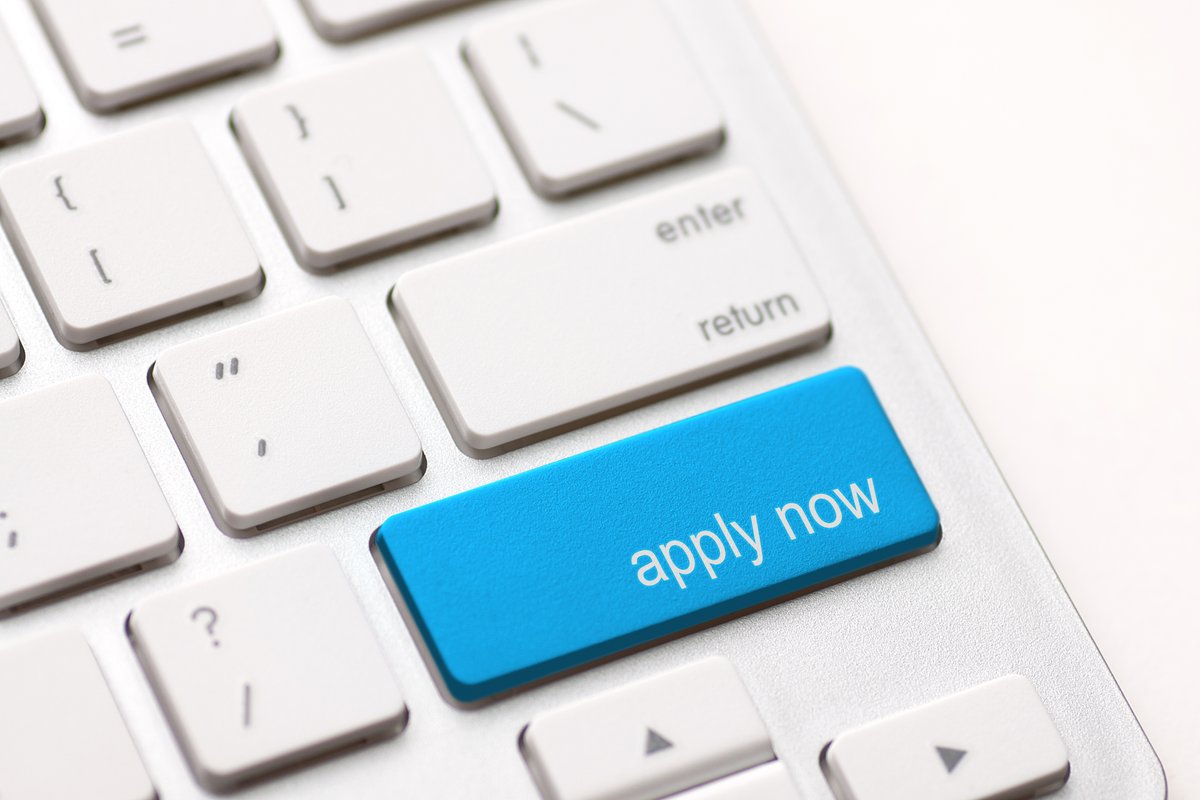 UK_CCTS's tweet photo. The @UK_CCTS is hiring a full-time community health worker to connect communities with research and health resources. Bilingual (English/Spanish) preferred. Apply by Sept. 13: https://t.co/vEb57Z2R2X

#UKJobs #CommunityHealth #LexingtonKY https://t.co/Xio8JysQTq