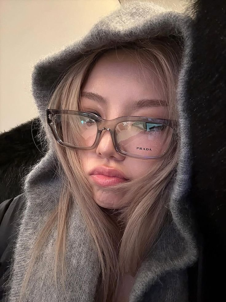 dayonelian tweet picture