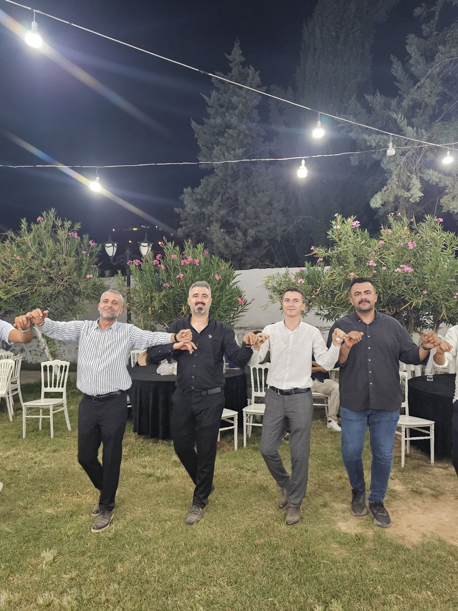 akpartihssa's tweet photo. Kıymetli kardeşlerimiz Nurullah ve Fatma’nın izdivaçlarının ilk adımı olan nişan merasimi için bir araya geldik.
Şimdiden Kahiye ve Baş ailelerine hayırlı olmasını diliyoruz. Yüce Mevla’m, bu güzel birlikteliğin devamına erişmeyi nasip etsin.
#Hassa https://t.co/v3LKDhMETJ