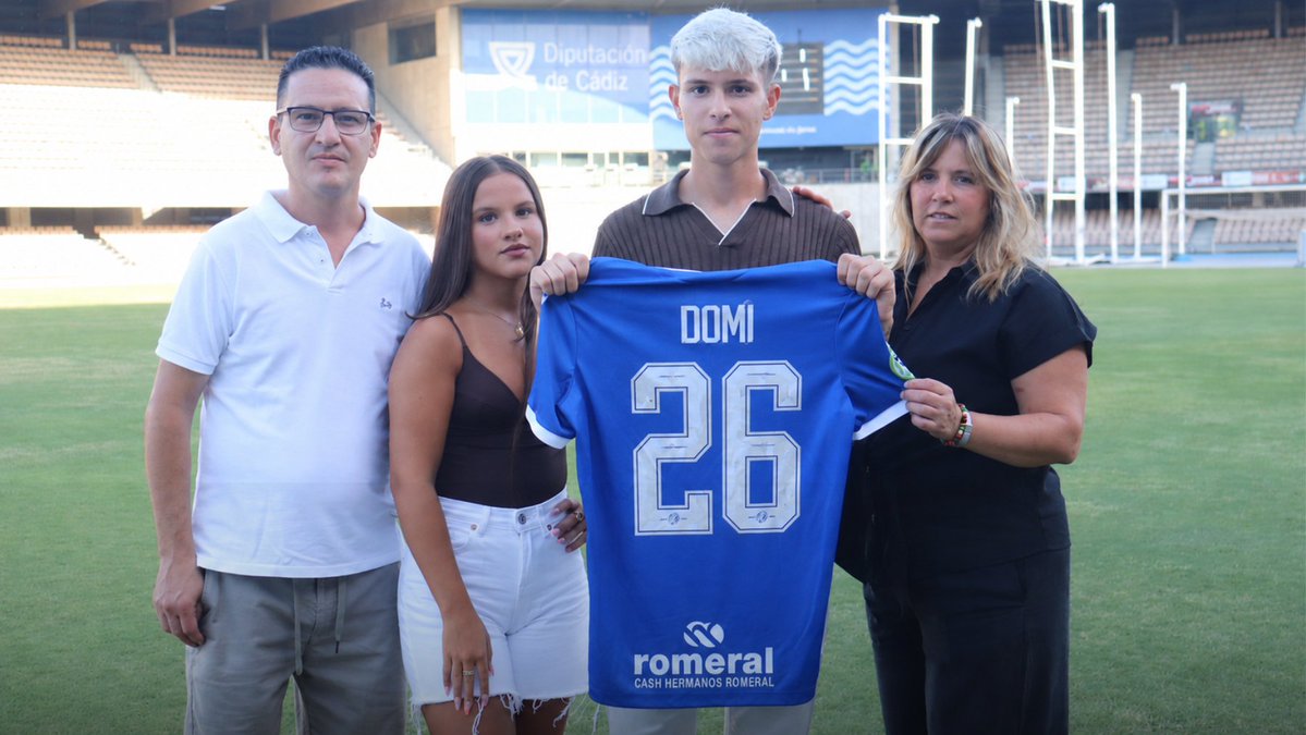 XerezDFC's tweet photo. Domi ➕💙 Xerez

Construyendo nuestro futuro. 

#Domi2029 https://t.co/O2LhAHlAfv