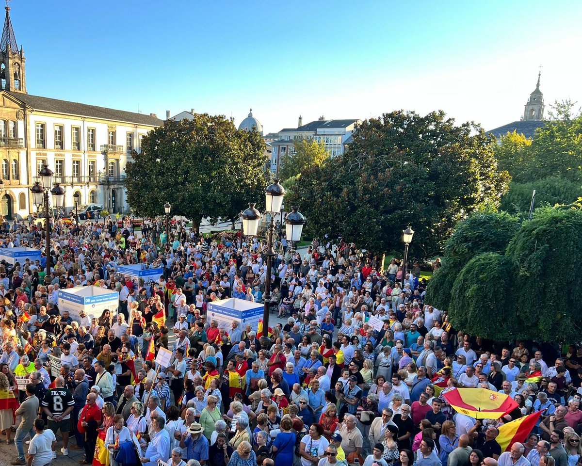 AlfonsoVillares's tweet photo. Lugo está con Ceuta https://t.co/m9dK58FSdb