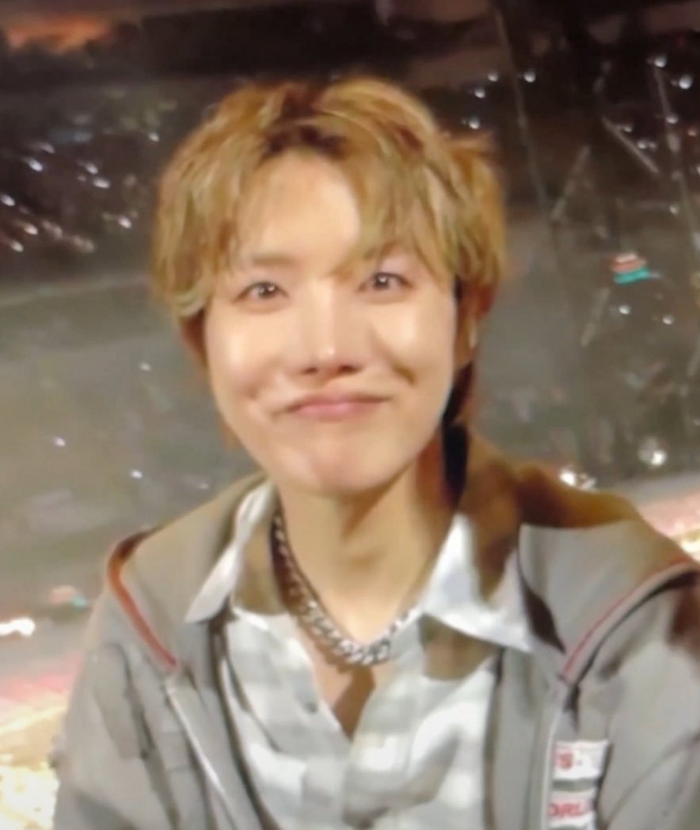 ilyouhobi's tweet photo. I LOVE HIM SO MUCH 😭☀️ https://t.co/QilTKbQPw6