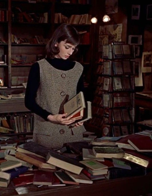cinevow's tweet photo. Audrey Hepburn in Funny Face, 1957 https://t.co/pJpGtsgkWx