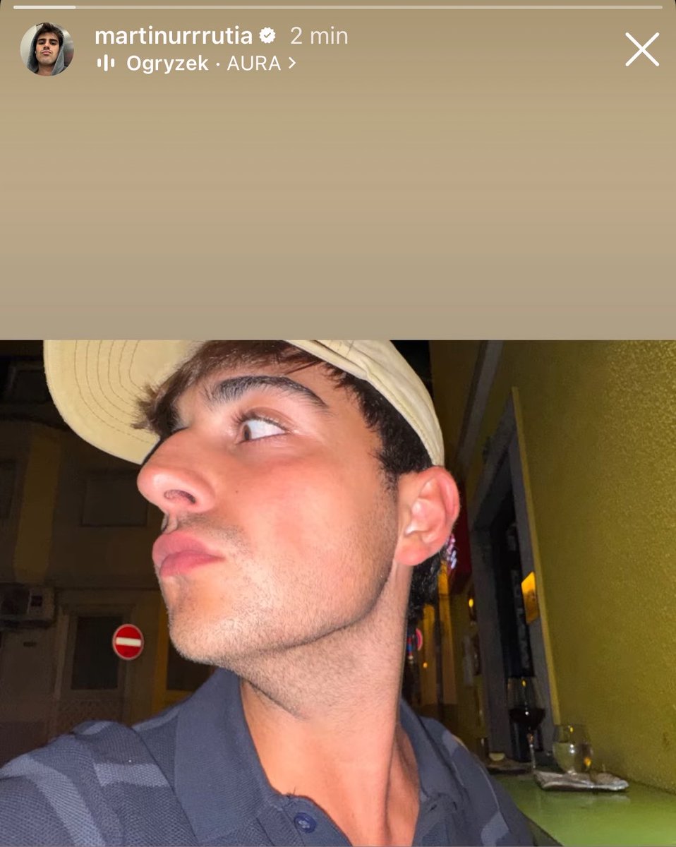 littlemartinu's tweet photo. AMA ser su novio es una LOCURA https://t.co/5Hpk6xXmaC