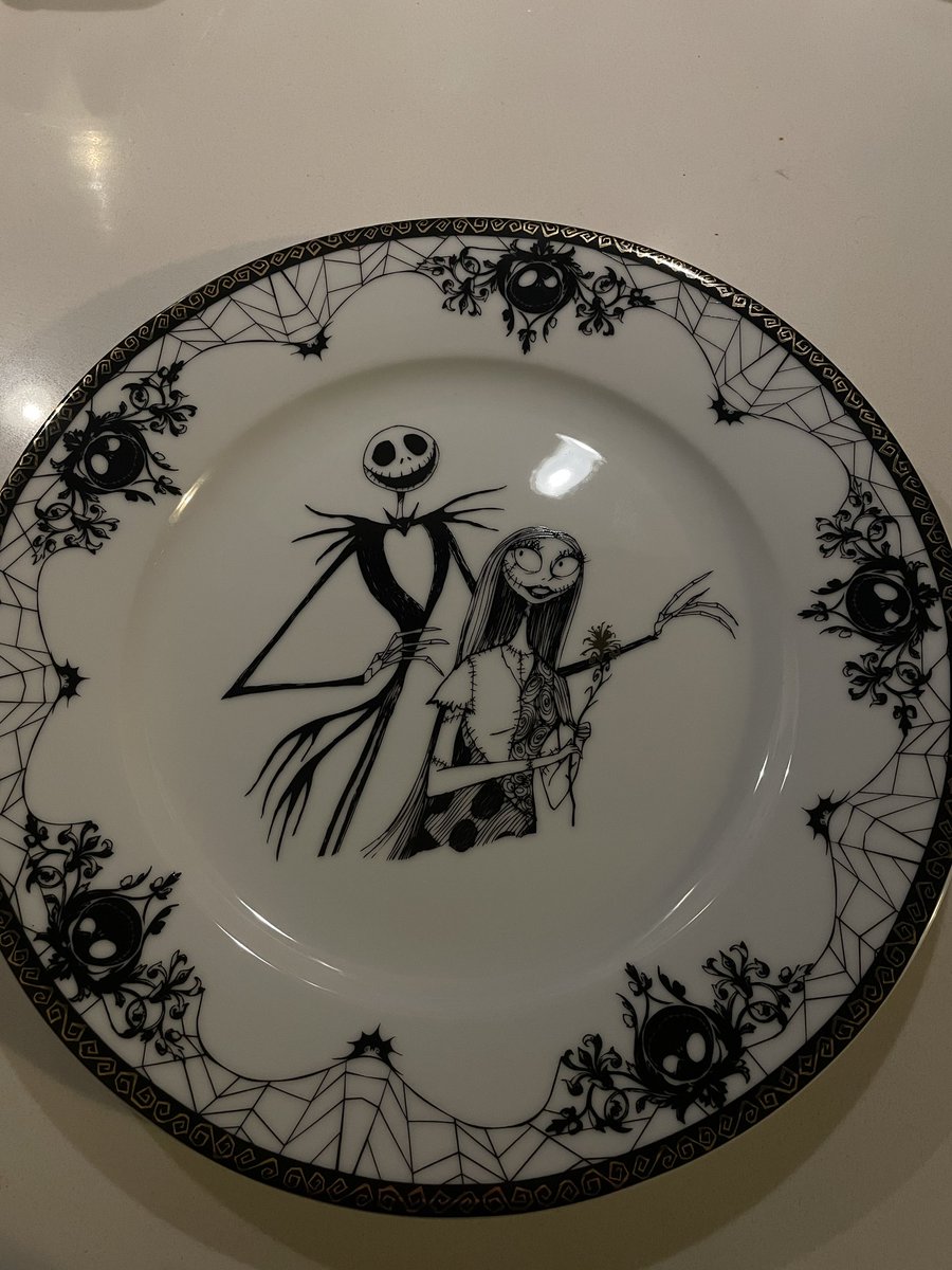 sinistrdarling's tweet photo. Found this gem at the thrift store🖤 https://t.co/IBUp3wjEvb