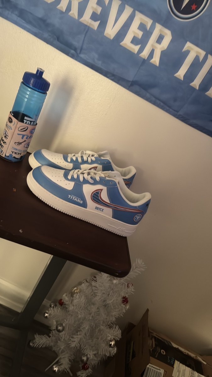 BryceBeAtBoX's tweet photo. I cannot wear these shoes in the house because I don’t wanna mess them up. I’m gonna wear them next weekend. I’m excited to do that but Titans forever guys nobody can stop us would taking over music city this year. I promise you that.. yo Mr. Titan, I cannot wait to you show you these shoes in person they are dope!!!!!!🏈🏈🏈🏈🏈🩵🩵🩵🩵🏈🏈🏈🫡🔥🫡🫡🫡🫡🔥🔥🎤🎤 i’m still on that freestyle train…..🚂