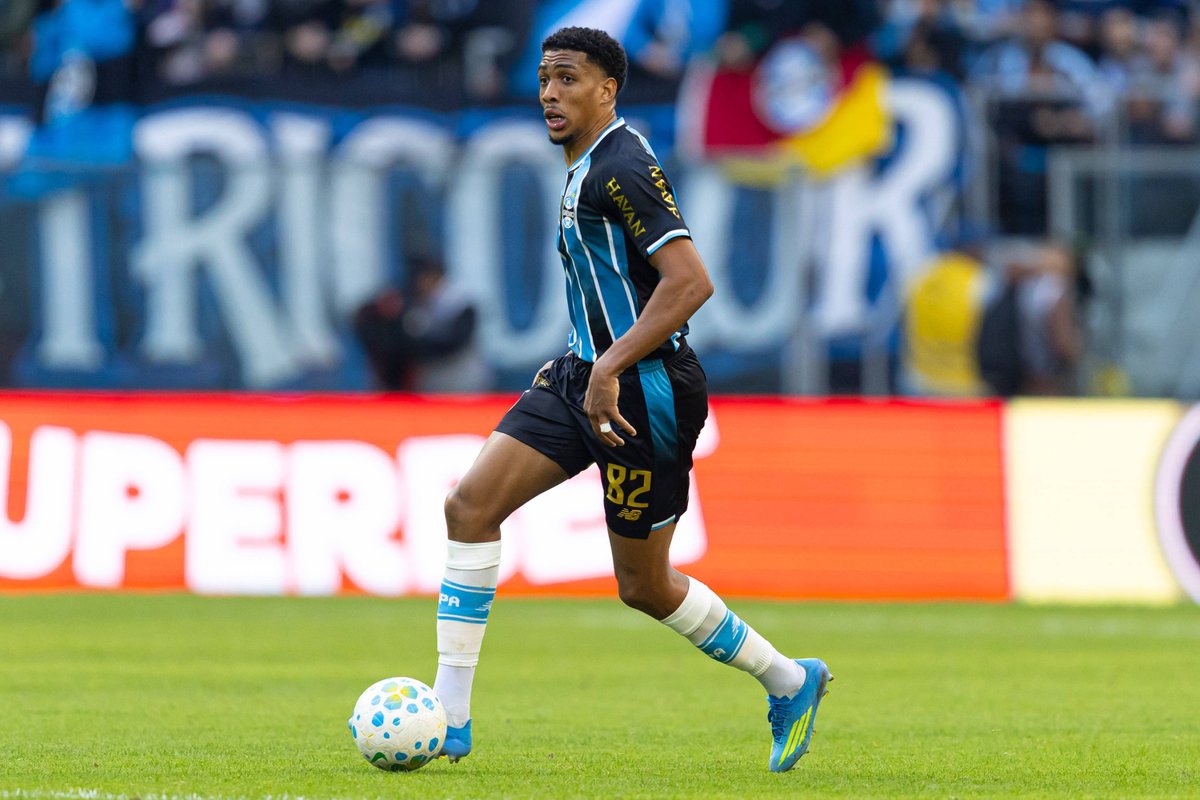 SofascoreBR's tweet photo. Jogadores com mais ações defensivas no mês de agosto entre todos da Série A:

85 - 🇧🇷 Wallace
82 - 🇧🇷 Ignácio
80 - 🇧🇷 Robert Renan
78 - 🇧🇷 Gabriel Paulista
76 - 🇨🇴 Juan Aguirre

💎💎 https://t.co/SCOKWFBa1J