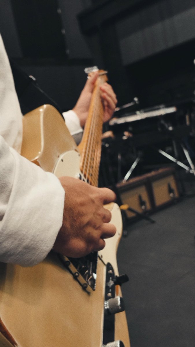 privatepage423's tweet photo. We're back!
First day tour reaharsal went smooth. See you all soon!!
#NiallHoran #lovers #livetour #dinnerparty #Niall https://t.co/yKn16zLHVa