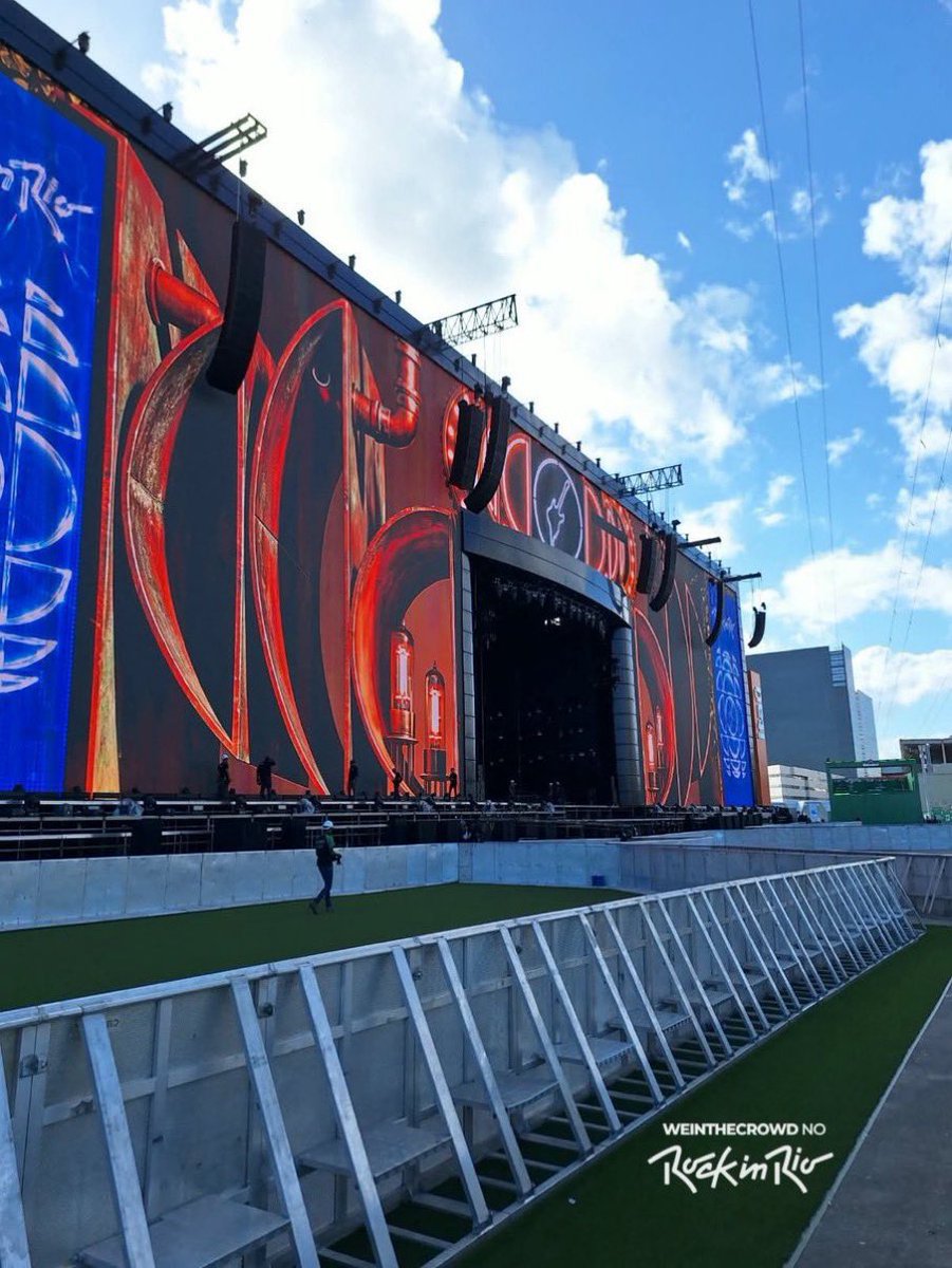 hyunhopudding's tweet photo. THE STAGE FOR ROCK IN RIO OH GOD I CANT WAITTT https://t.co/VYWE0xxyc4
