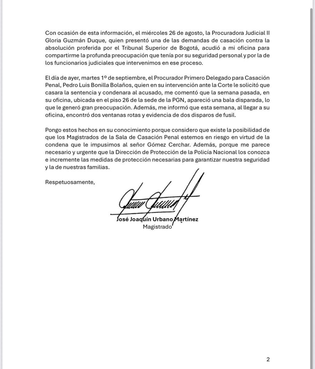 RevistaSemana's tweet photo. Kiko Gómez, exgobernador de La Guajira, condenado por el homicidio de un concejal, estaría detrás del ataque a la sede principal de la Procuraduría, en Bogotá. La Corte Suprema lanzó la alerta a través de este oficio. https://t.co/f0wz5K8LNE https://t.co/5H9EVByaL5