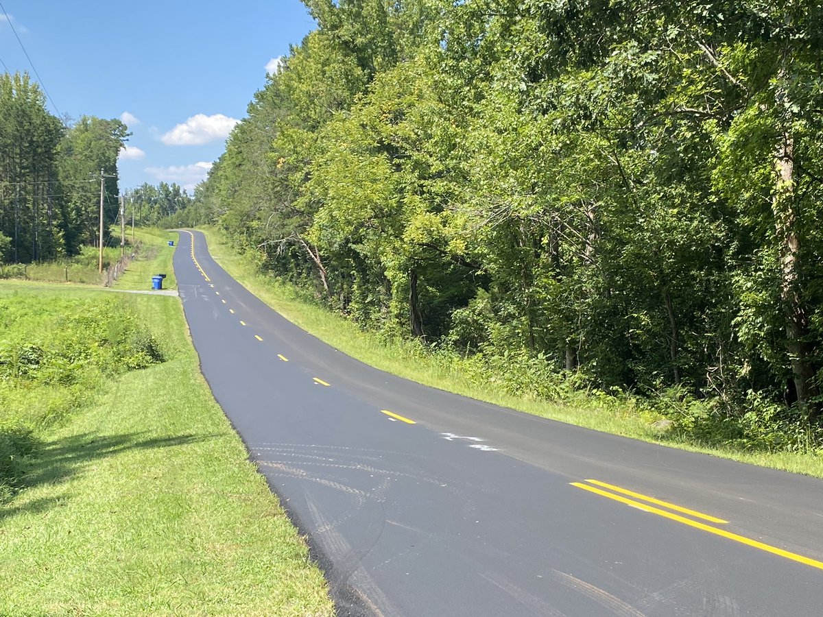 fire_sliver's tweet photo. OLD TO NEW..

All work is completed on Canaan Church Rd crews are now done..

Randolph Side of Canaan Church Rd is looking Fresh. https://t.co/HRaTghc4UK